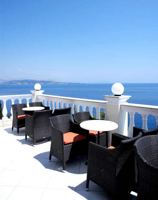 Αναψυκτικά & Οινοπνευματώδη